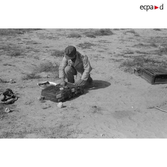 Activités dans un campement de la 21 Panzer Division (21-Pz.Div.) au repos.