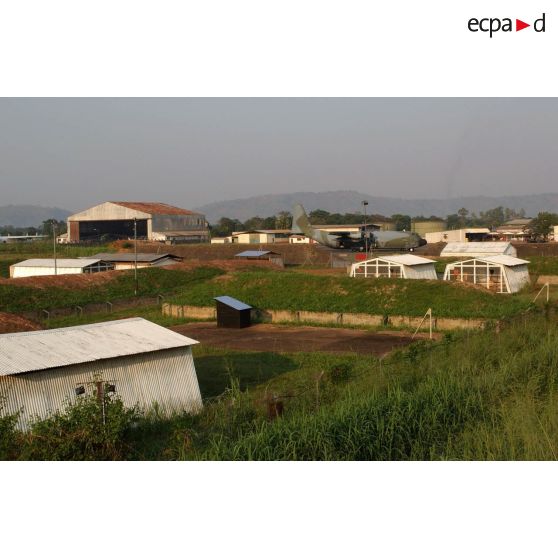 Camp de Boali à l'aéroport.