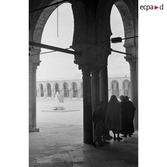 Visite de la grande mosquée de Kairouan (Tunisie), aspects architecturaux.