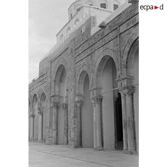 Visite de la grande mosquée de Kairouan (Tunisie), aspects architecturaux.