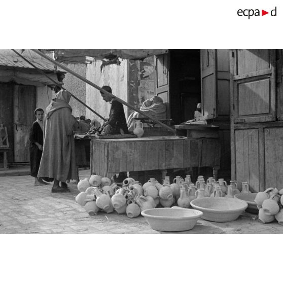 Visite du souk (marché) de Kairouan (Tunisie).