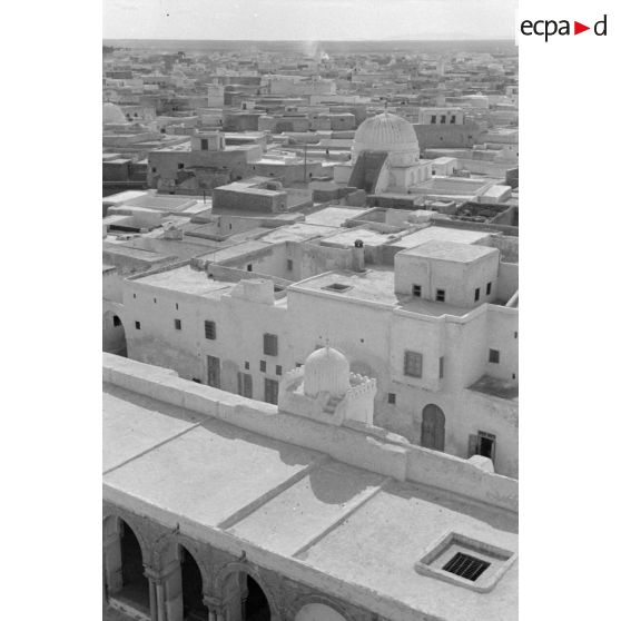 Visite de la grande mosquée de Kairouan (Tunisie).