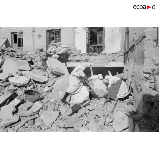 Ruines de Sfax après les bombardements anglais du 28 janvier 1943.