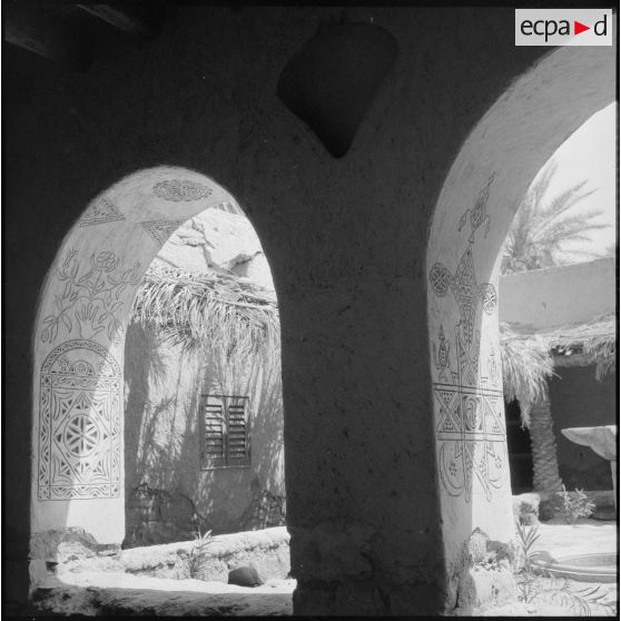 Vue sur la cour intérieure d'une habitation à Ghadamès.