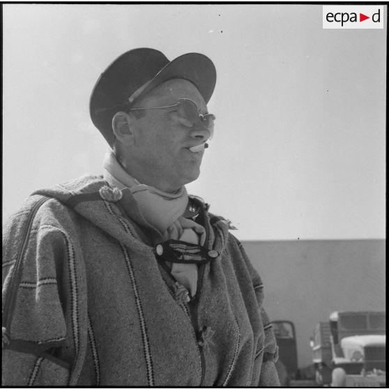 Portrait d'un sous-officier d'une compagnie saharienne à Ghadanès.