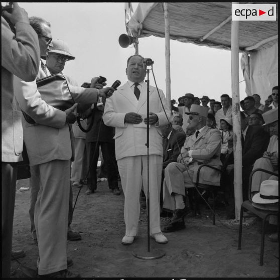 Allocution du ministre résident Robert Lacoste.