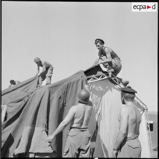 Installation du campement au poste de Souk et Tetla.