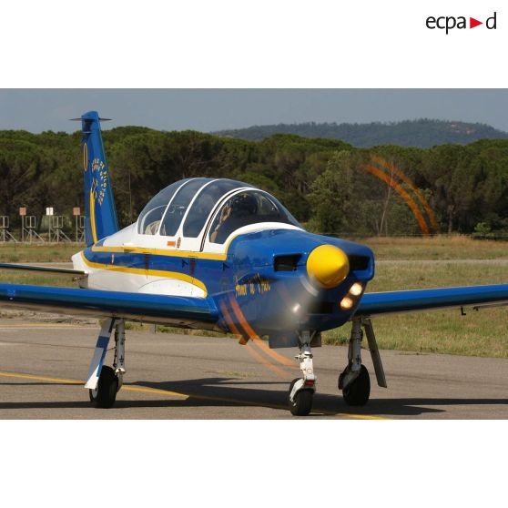 Lors du meeting aérien de l'ALAT au Luc en Provence, un avion d'entraînement Socata TB-30 Epsilon C/N 90.