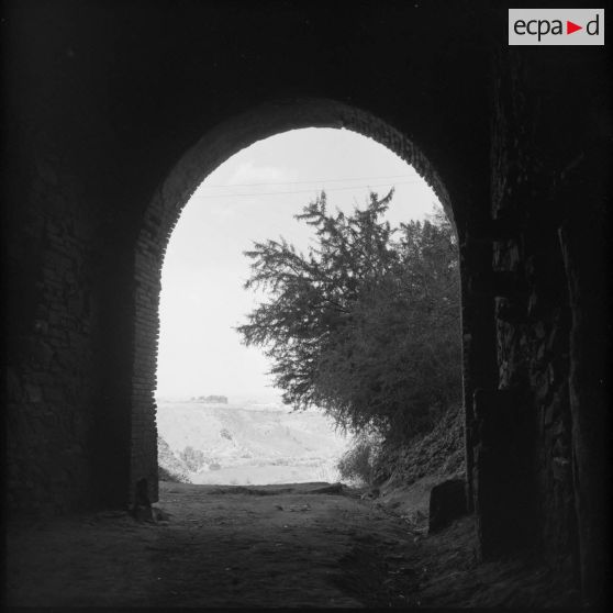 Vue d'une ancienne tour romaine.