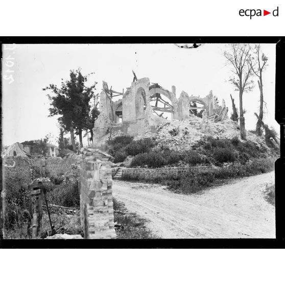 Eglise de Souain (Marne). [légende d'origine]