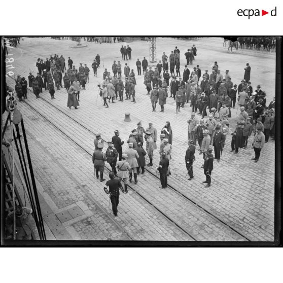 L'arrivée des soldats russes dans le port de Marseille. [légende d'origine]