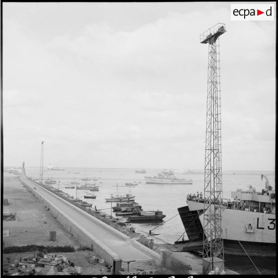 L'entrée du canal de Suez à Port-Saïd.