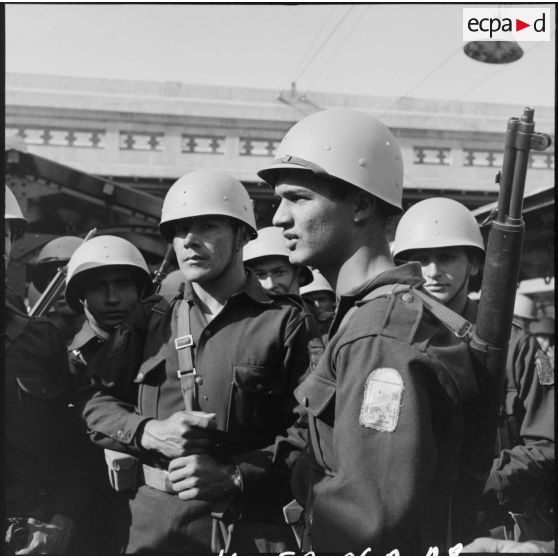 L'arrivée du détachement colombien de l'ONU à Port-Fouad.