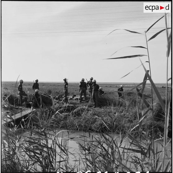 L'entrée du secteur occupé par les éléments indiens de l'ONU, entre El Cap et El Kantara.