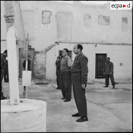 Camp d'officiers supérieurs égyptiens prisonniers en Israël.