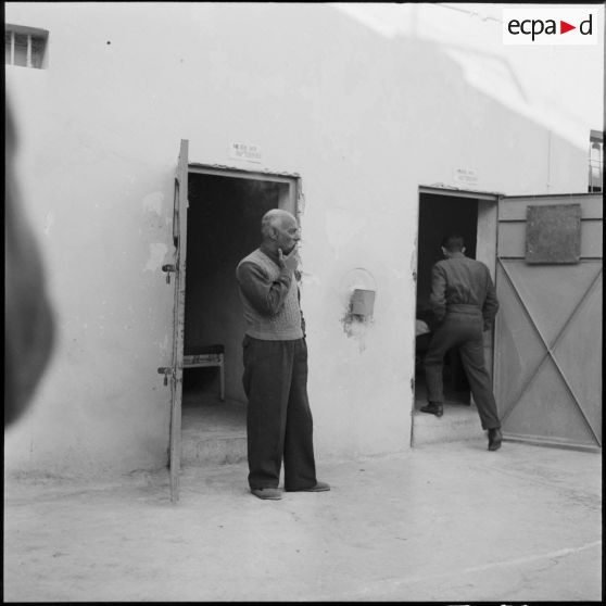 Camp d'officiers supérieurs égyptiens prisonniers en Israël.