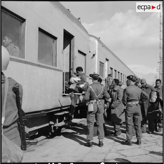 Le départ des prisonniers égyptiens de Port-Saïd.