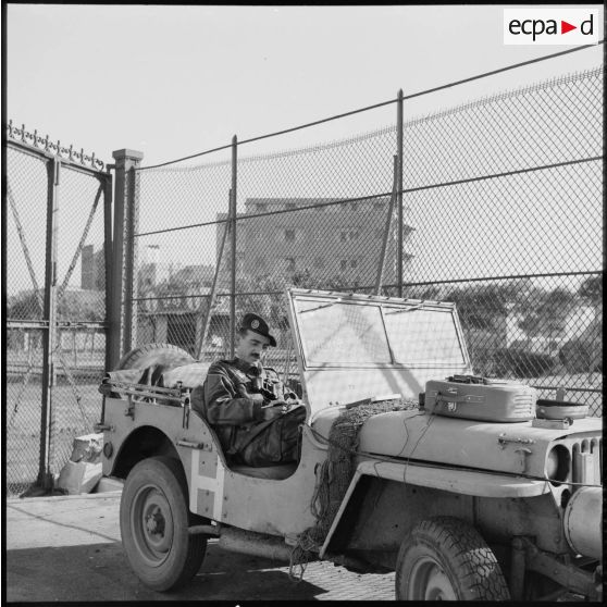 Une jeep du SPI à Port-Fouad.