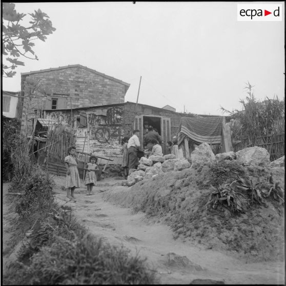 Habitation de misère à Beni-Messous.