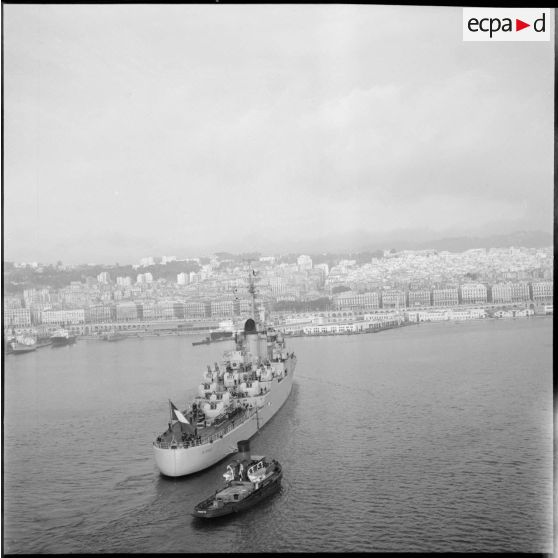 Arrivée du De Grasse à Alger.