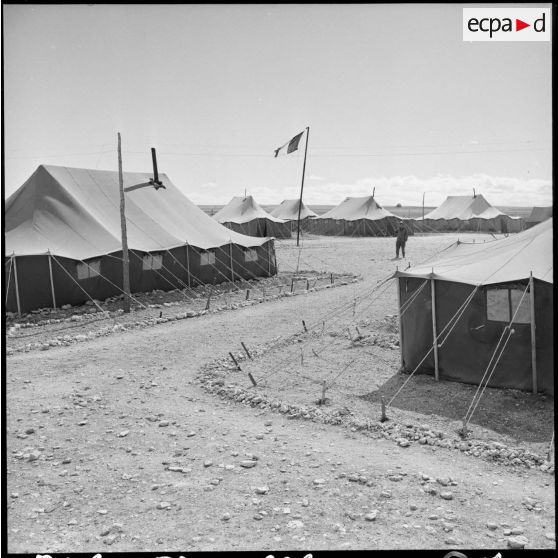 Camp de toile du 22e régiment d'infanterie (RI), région de Saïda.