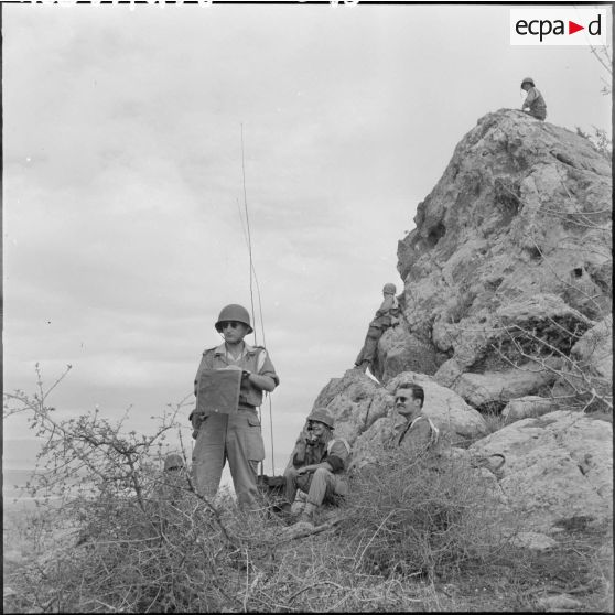 Le lendemain de la fête du Mouloud la 13ème demi-brigade de la légion étrangère (DBLE) et le 22ème bataillon de tirailleurs algériens (BTA) montent une opération dans le Djebel Tarhit à 40km au sud-est de Batna.