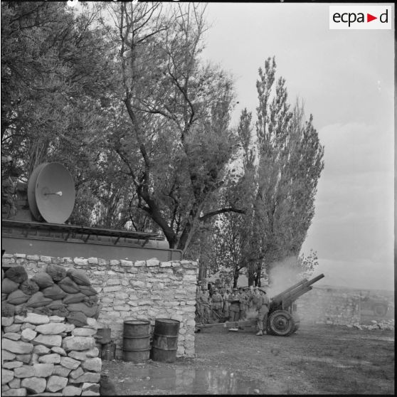 Dans le secteur de Tebessa les bandes rebelles sont détectées et repérées par radar et détruites par l'artillerie du 28ème régiment d'artillerie (RA).