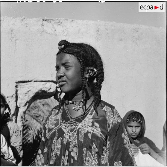 Portrait d’une jeune fille du cours de couture de Tindouf.