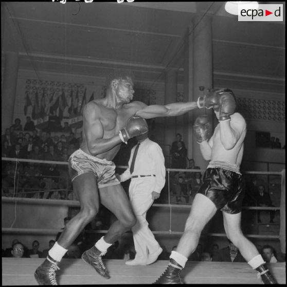 Combat de boxe entre Fernandez et Sither.