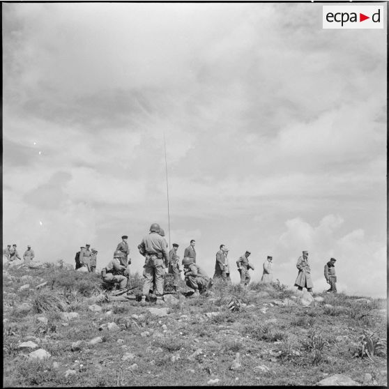 Jacques Chaban-Delmas dans le secteur opérationnel du 60ème régiment d'infanterie (RI).