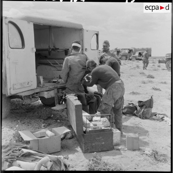 Soins aux blessés hors-la-loi (HLL).