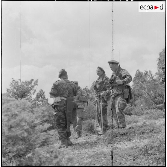 Officiers de la 1ère compagnie.