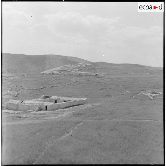 Mechtas dans le djebel Dyr.