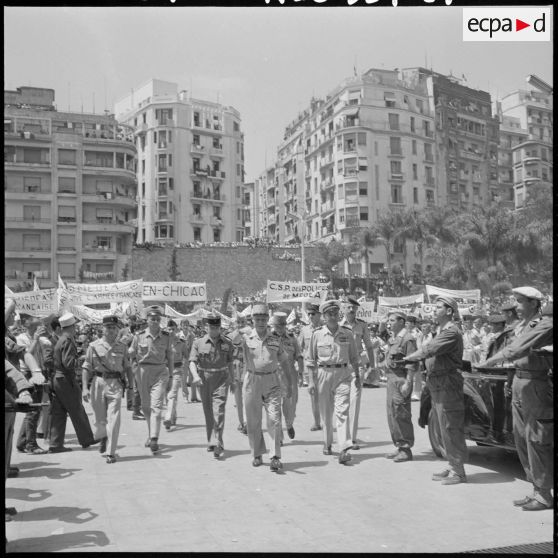 Manifestation au forum d'Alger.