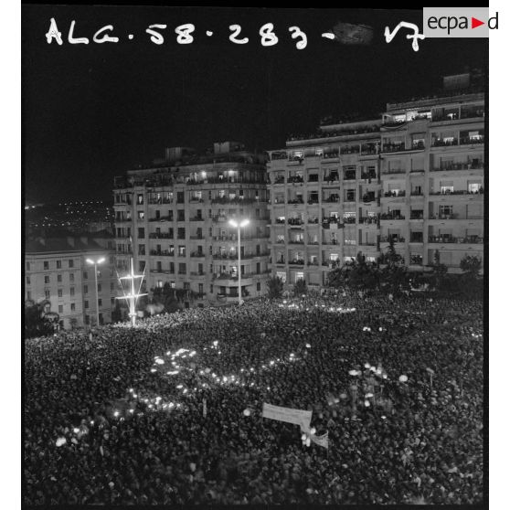 Manifestation au forum d'Alger.