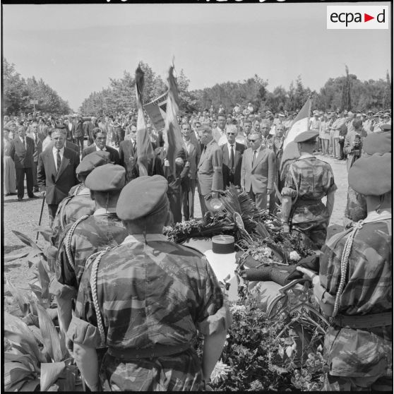 Obsèques du colonel Jeanpierre au cimetière d'El Alia.