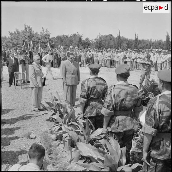 Obsèques du colonel Jeanpierre au cimetière d'El Alia.