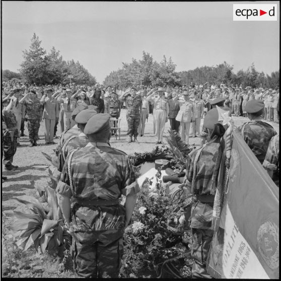 Obsèques du colonel Jeanpierre au cimetière d'El Alia.