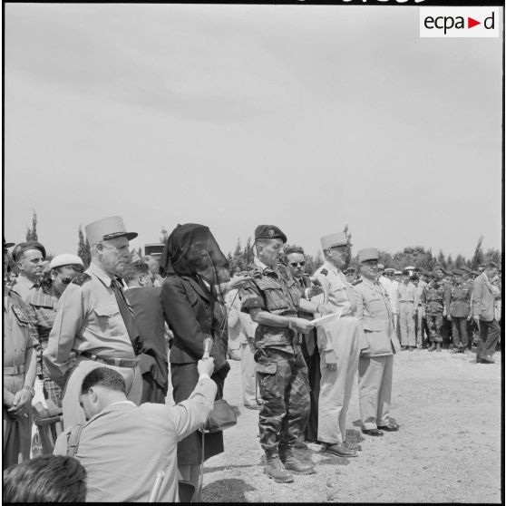 Obsèques du colonel Jeanpierre au cimetière d'El Alia.