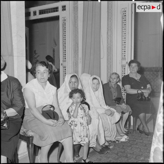 Alger. Réception au palais d'été à l'occasion de la fête des mères.