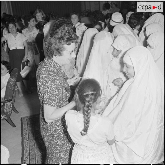 Alger. Réception au palais d'été à l'occasion de la fête des mères.