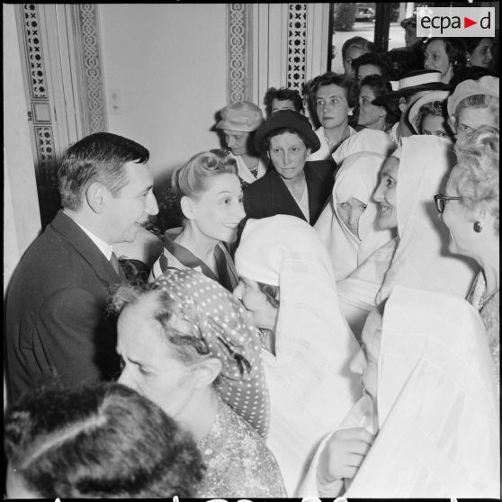 Alger. Réception donnée par madame Salan au palais d'été.