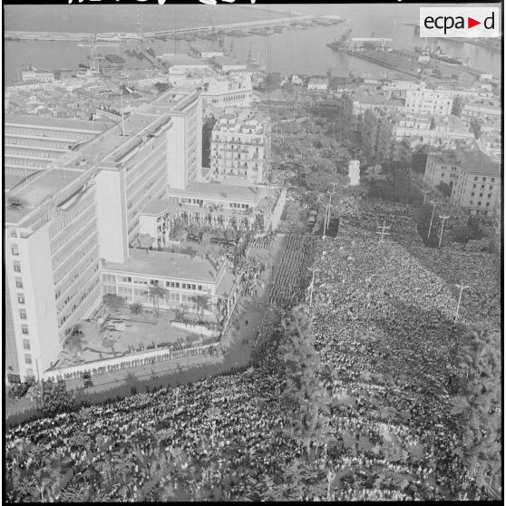 Alger. Visite du général de Gaulle.