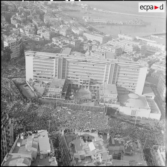 Alger. Visite du général de Gaulle.