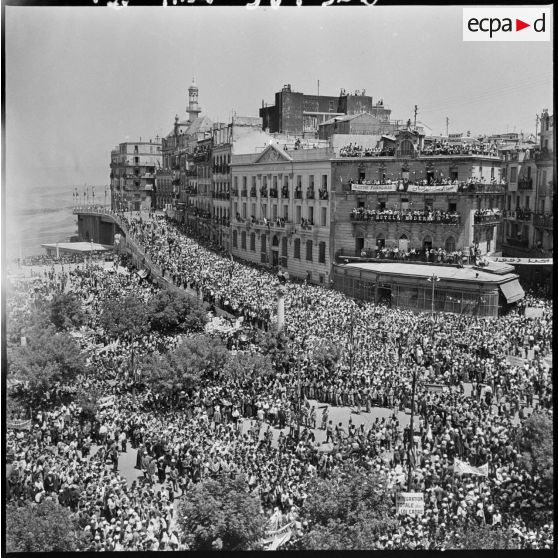 Constantine. Visite du général de Gaulle.