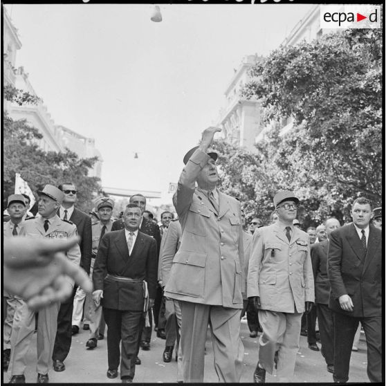 Le général de Gaulle à Mostaganem.