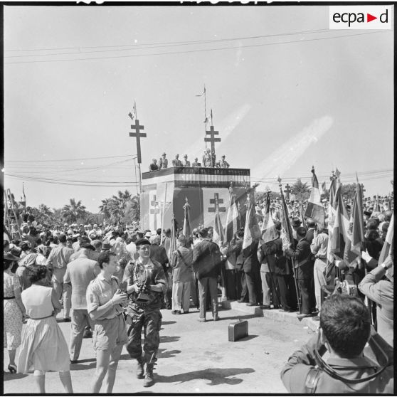 Discours du général de Gaulle à Oran.