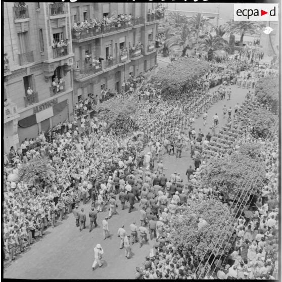 Visite du général de Gaulle à Oran.