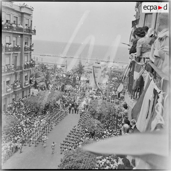 Visite du général de Gaulle à Oran.