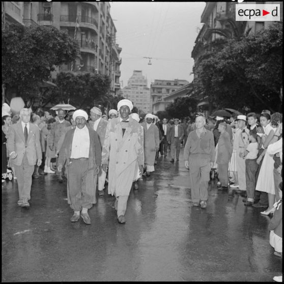 Oran. Défilé des anciens combattants.